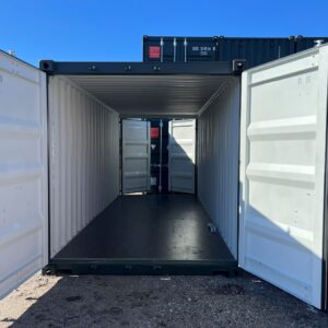 kahes otsas ustega merekonteiner